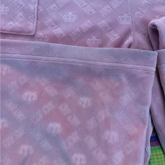 Juicy Couture Pink Monogram Velour Lounge Set - XL - Picture 8 of 9